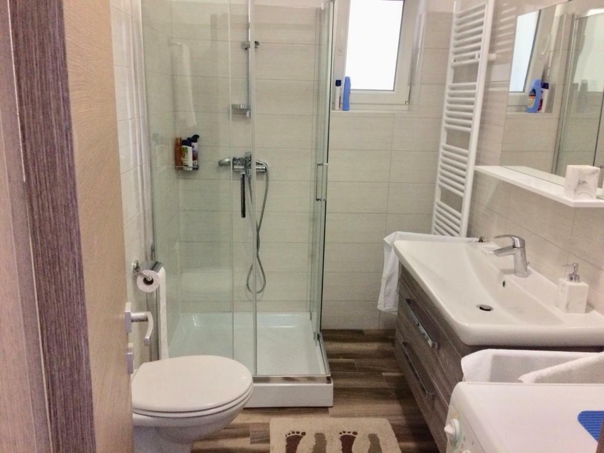 Apartment Mony ロヴィニ エクステリア 写真