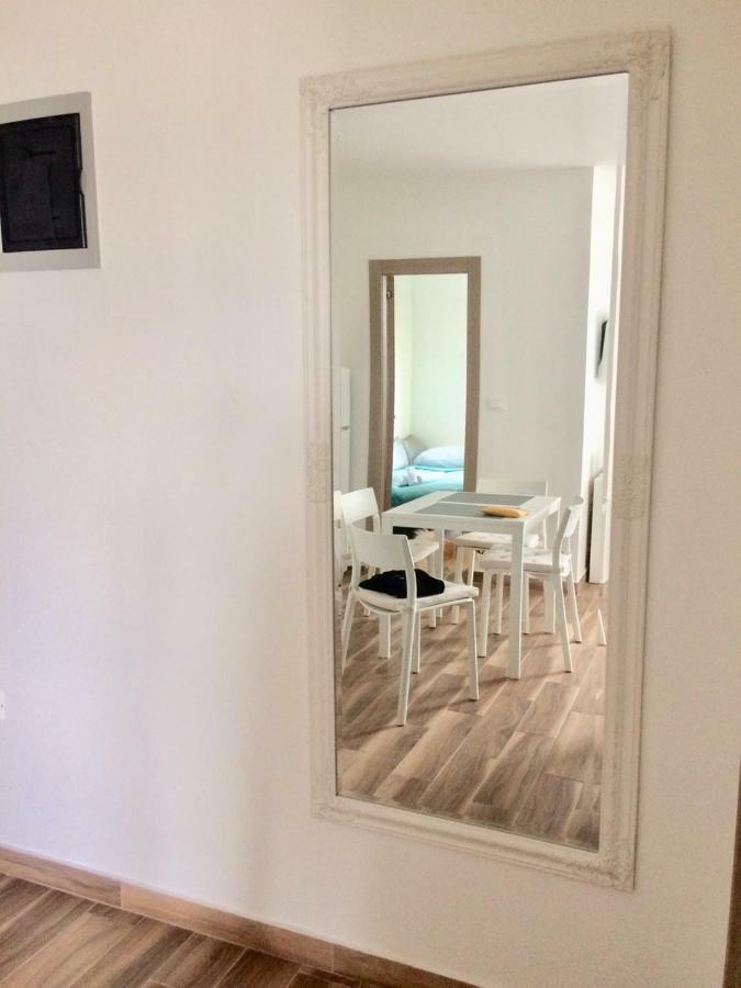 Apartment Mony ロヴィニ エクステリア 写真